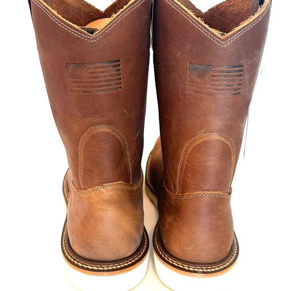 Tan mid-calf pull-on work boots with thick rubber sole and rounded toe - Picture 5 of 10